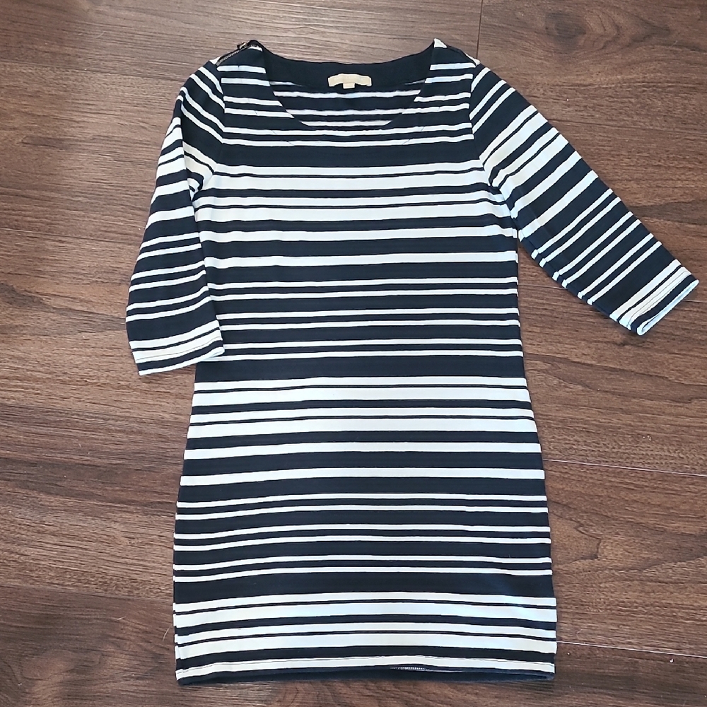 Banana Republic Navy and White Striped 3/4 Sleeve Dress size small